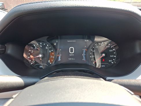 Used 2025 Jeep Compass Limited w/ Sun & Sound Group AWD/4WD image 20