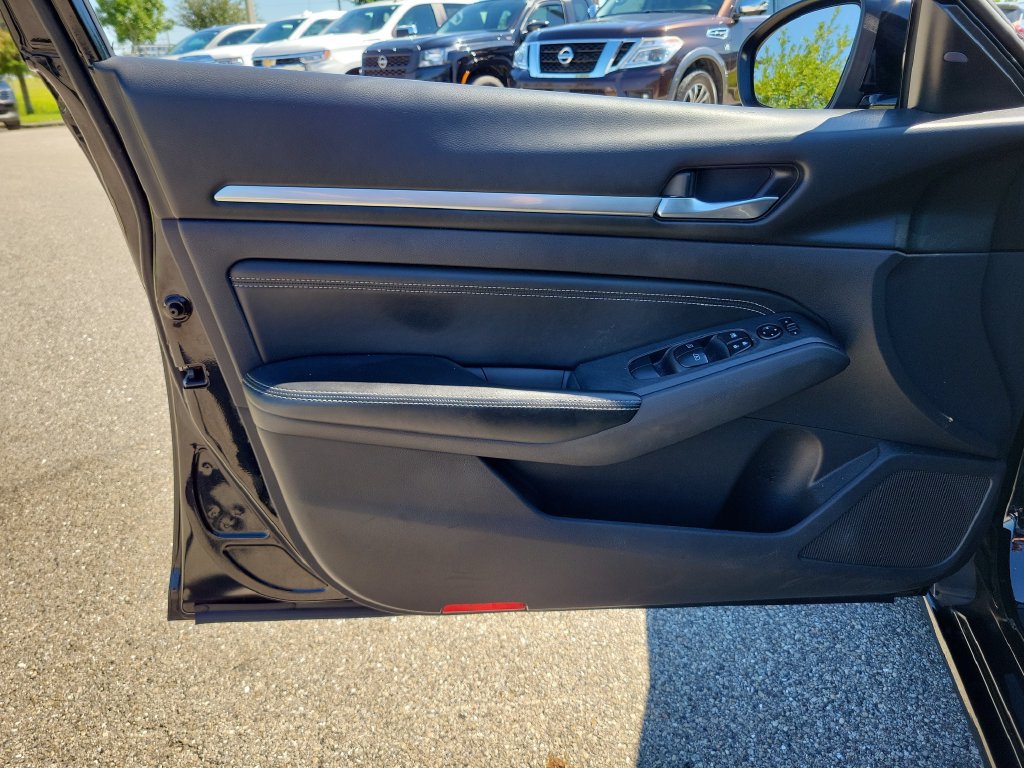 Used 2019 Nissan Altima 2.5 SL FWD image 21