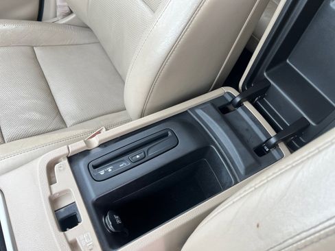 Used 2014 Jeep Grand Cherokee Limited w/ Luxury Group II image 15