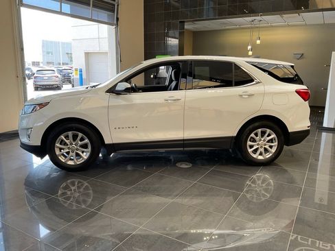 Used 2018 Chevrolet Equinox LT FWD image 4