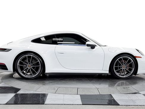 Used 2020 Porsche 911 Carrera 4S AWD/4WD image 31