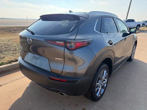 Used 2024 MAZDA CX-30 AWD 2.5 S w/ Premium Package image 3