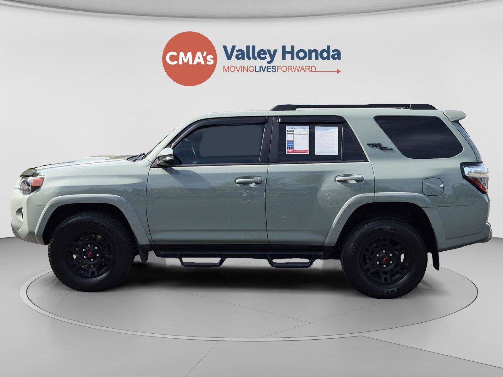 Used 2023 Toyota 4Runner TRD Off-Road Premium w/ Off Road Premium Plus Package AWD/4WD image 2