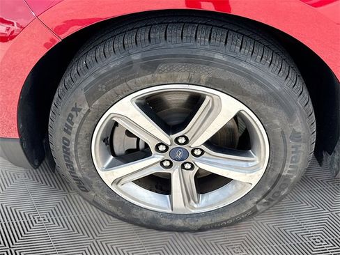 Used 2021 Ford Edge SEL w/ Convenience Package image 28