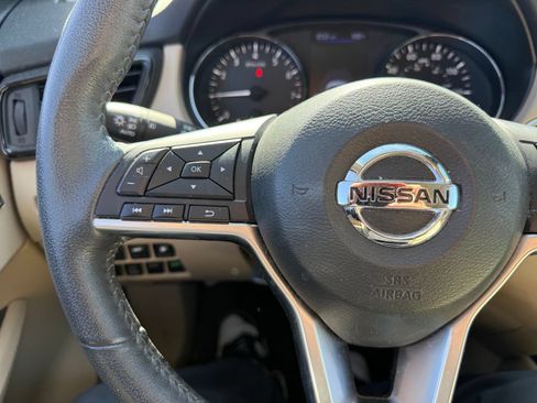 Certified 2020 Nissan Rogue SL w/ Premium Package AWD/4WD image 18