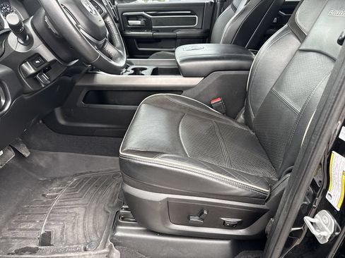 Used 2020 RAM 2500 Laramie w/ Night Edition AWD/4WD image 12