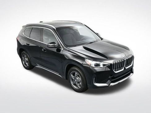 New 2025 BMW X1 xDrive28i w/ Convenience Package image 20