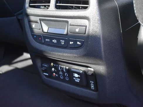 Used 2018 Honda Pilot Elite image 17