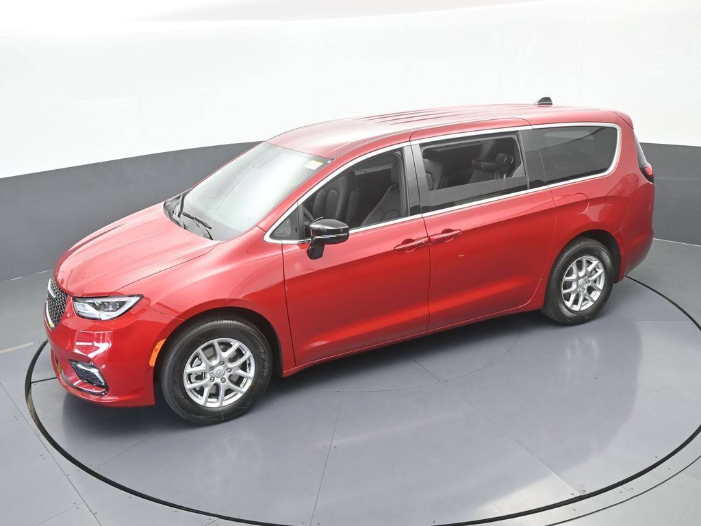 New 2026 Chrysler Pacifica Select FWD image 44