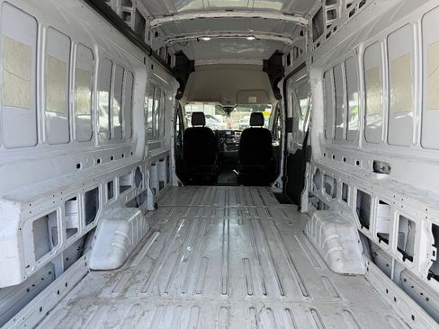 Used 2023 Ford Transit 250 148 High Roof Extended AWD image 12