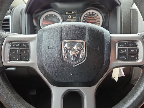 Used 2021 RAM 1500 Classic SLT image 16