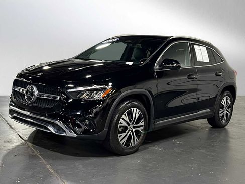 Certified 2025 Mercedes-Benz GLA 250 4MATIC image 4
