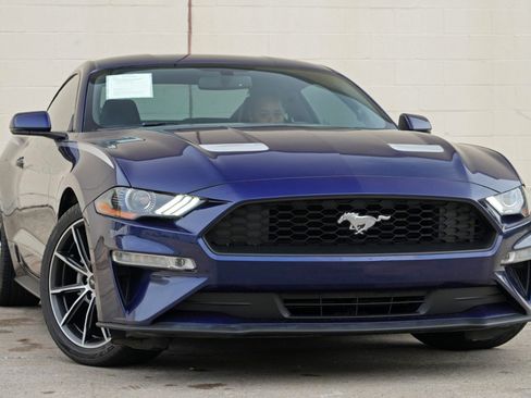 Used 2018 Ford Mustang Premium w/ Equipment Group 201A RWD image 2