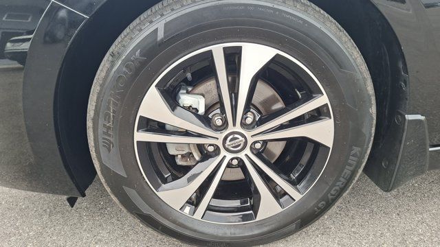 Certified 2023 Nissan Sentra SV FWD image 25