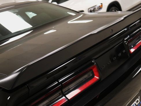 Used 2022 Dodge Challenger GT w/ Driver Convenience Group image 92