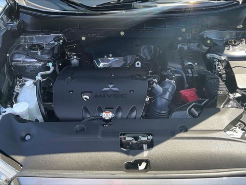 Used 2017 Mitsubishi Outlander Sport ES FWD image 10