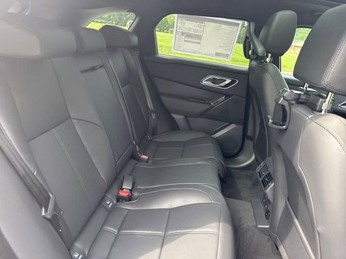 New 2026 Land Rover Range Rover Velar Dynamic SE AWD/4WD image 18