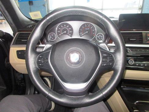 Used 2017 BMW 330i xDrive Sedan w/ Premium Package image 13