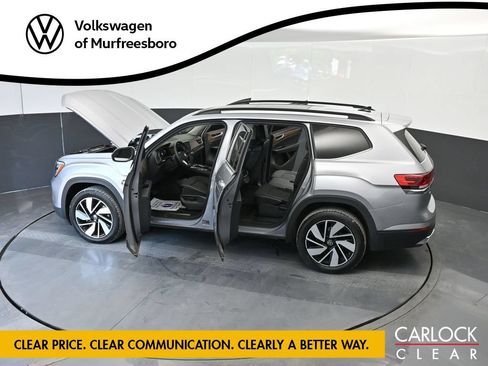Used 2024 Volkswagen Atlas SE FWD image 61