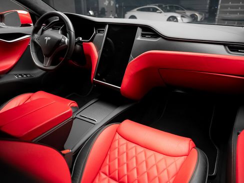 Used 2021 Tesla Model S Performance image 54