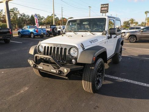 Used 2015 Jeep Wrangler Sport AWD/4WD image 3