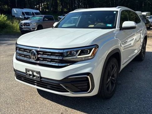 Used 2021 Volkswagen Atlas Cross Sport SE w/ Panoramic Sunroof Package AWD/4WD image 3