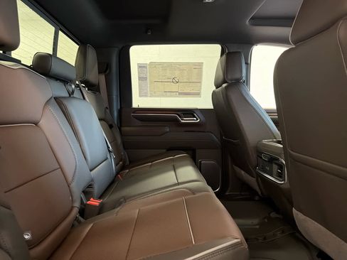 New 2026 GMC Sierra 2500 Denali w/ Denali Reserve Package image 32