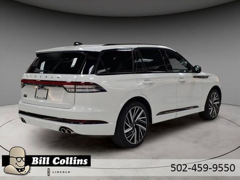 New 2026 Lincoln Aviator Black Label w/ Jet Appearance Package image 4