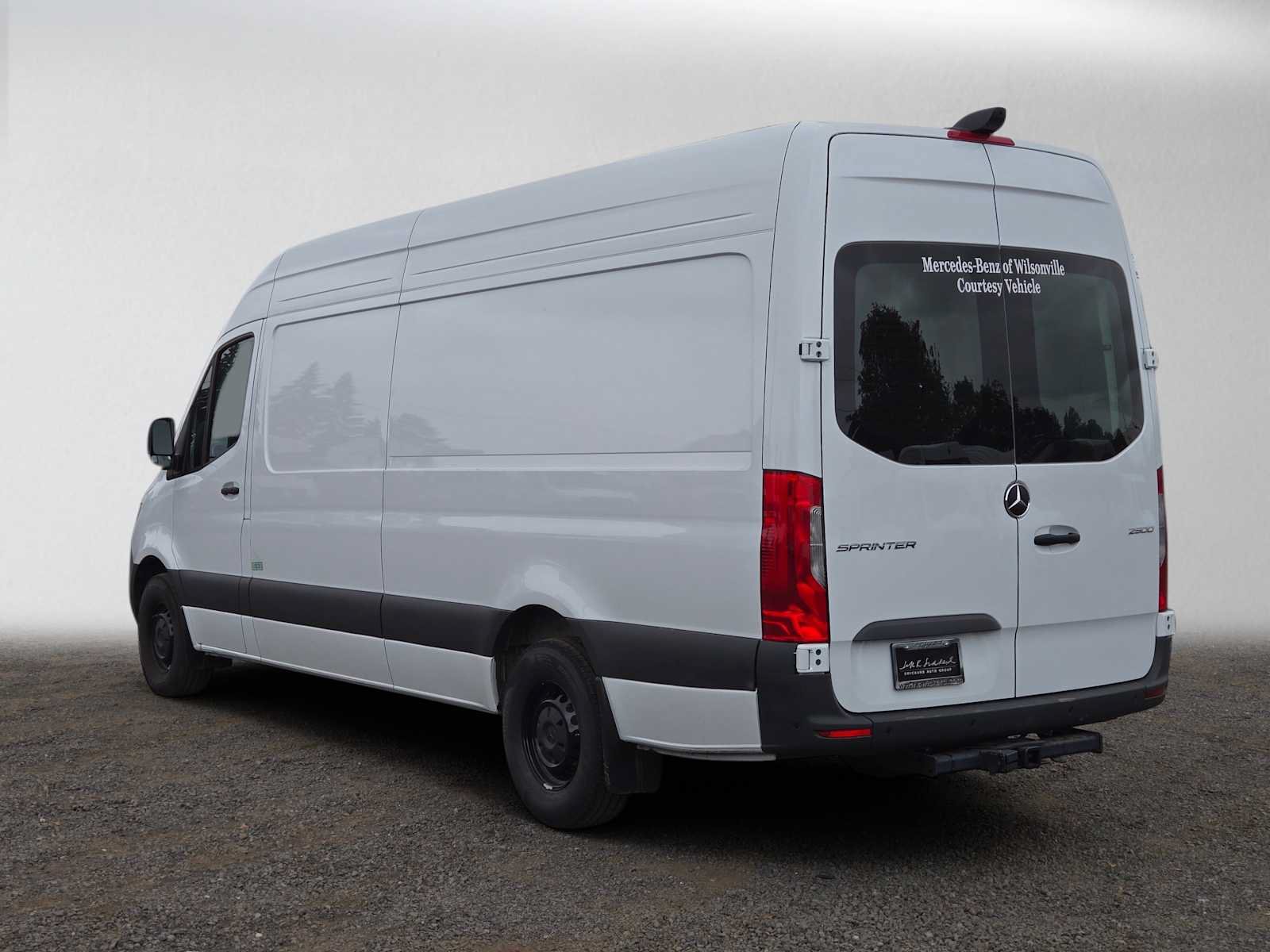 Used 2026 Mercedes-Benz Sprinter 2500 image 5