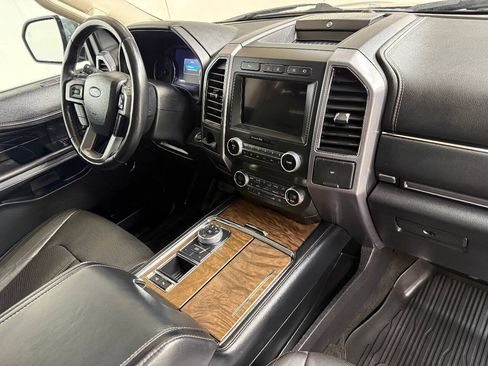 Used 2019 Ford Expedition Platinum RWD image 42