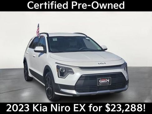 Used 2023 Kia Niro EX FWD image 1