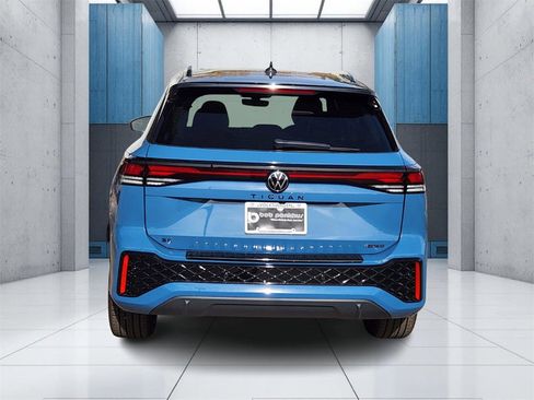 New 2026 Volkswagen Tiguan SE R-Line image 29