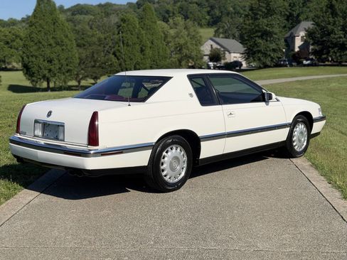 Used 1993 Cadillac Eldorado FWD image 9