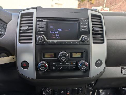 Used 2018 Nissan Frontier SV w/ Value Truck Package image 14