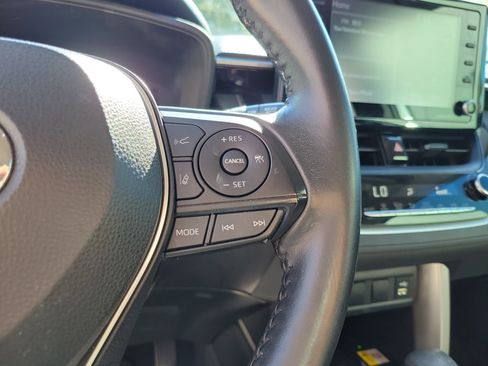 Used 2022 Toyota Corolla Cross LE FWD image 20