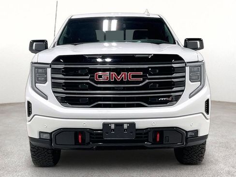Used 2026 GMC Sierra 1500 AT4 w/ AT4 Preferred Package AWD/4WD image 4