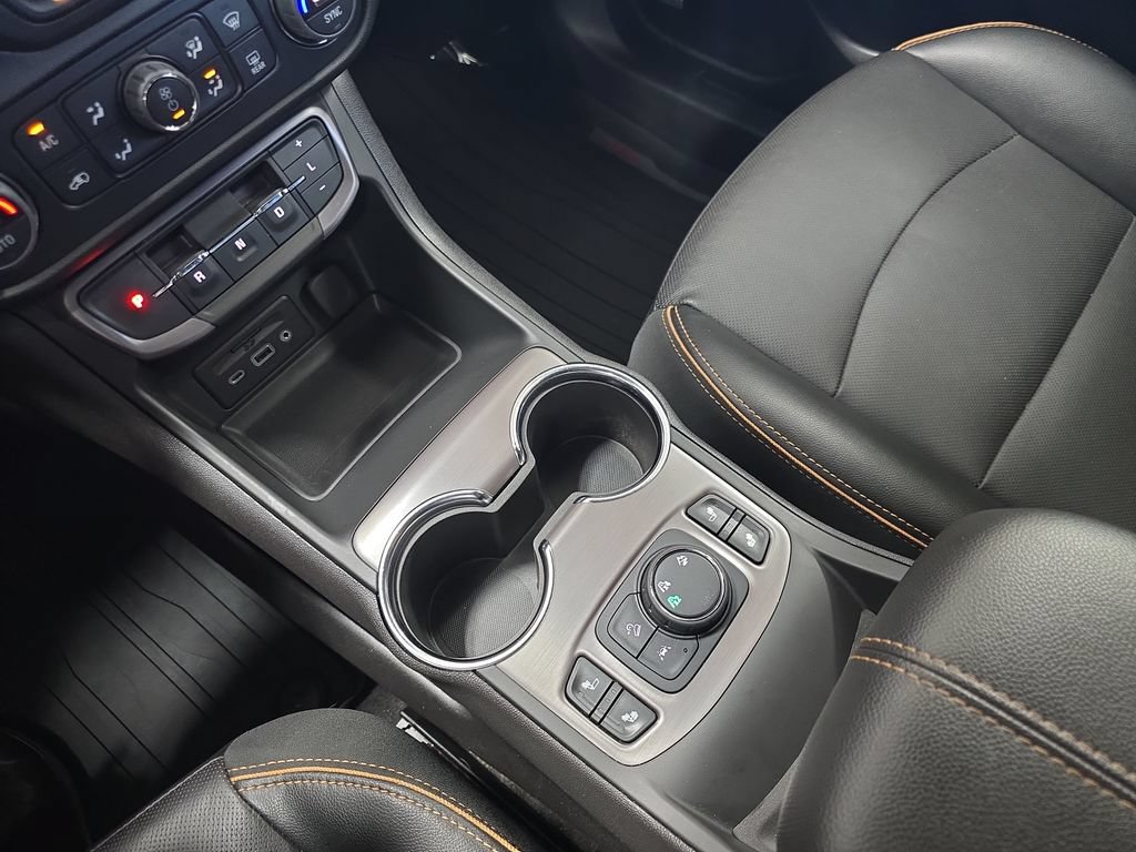 Certified 2024 GMC Terrain AT4 w/ Infotainment Package II AWD/4WD image 25