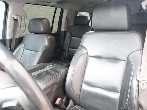 Used 2015 Chevrolet Suburban LTZ AWD/4WD image 32