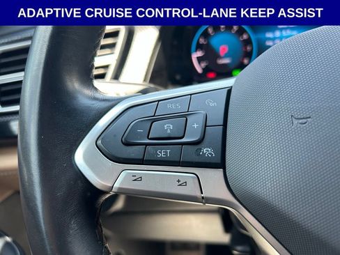 Used 2024 Volkswagen Atlas Cross Sport SEL R-Line AWD/4WD image 14