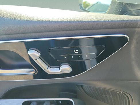 Used 2026 Mercedes-Benz GLC 300 GLC 300 image 18