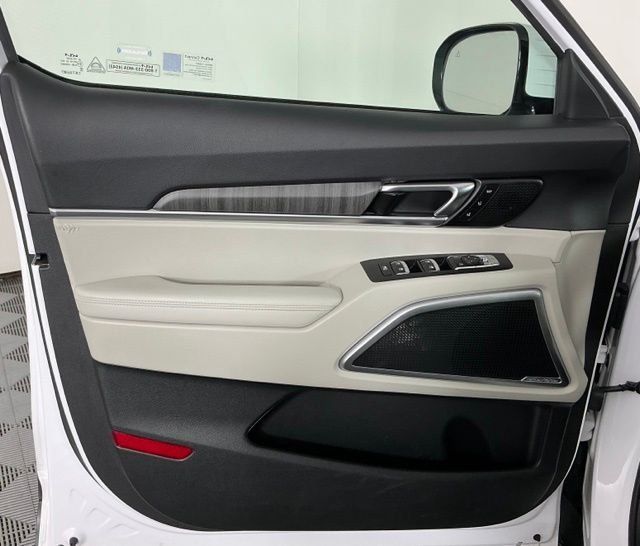 Used 2024 Kia Telluride SX FWD image 12