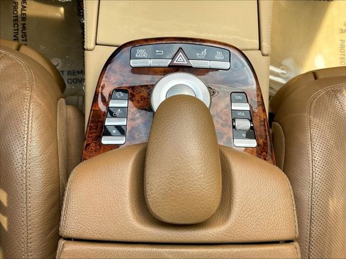 Used 2007 Mercedes-Benz S 550 4MATIC image 33