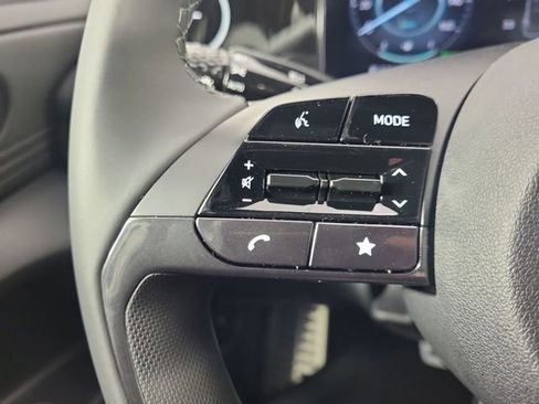 New 2025 Hyundai Elantra SEL image 20