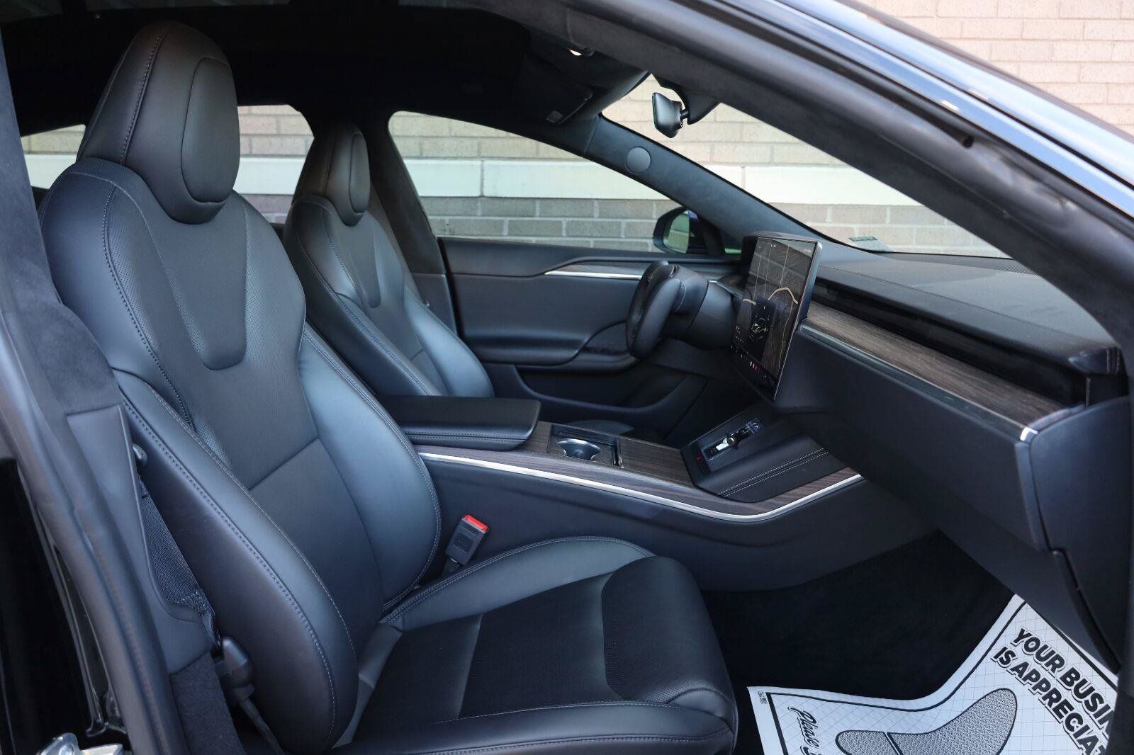 Used 2022 Tesla Model S Standard Range AWD/4WD image 27