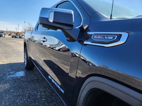 Used 2023 GMC Sierra 1500 SLT image 41