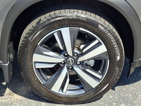 Certified 2024 Nissan Rogue SL w/ SL Premium Package AWD/4WD image 9