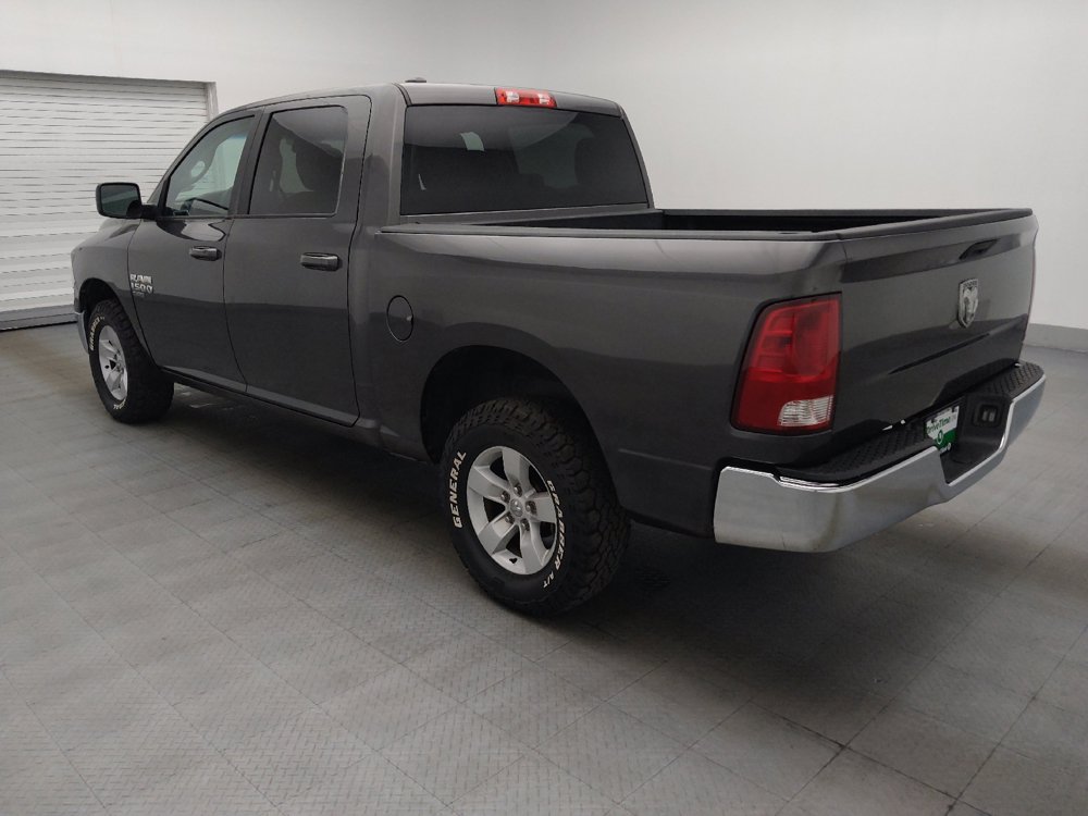 Used 2021 RAM 1500 Classic SLT AWD/4WD image 3