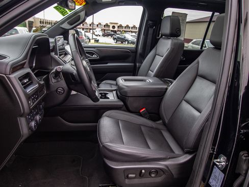 Used 2023 Chevrolet Tahoe LT w/ LT Signature Package AWD/4WD image 13