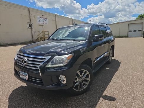 Used 2013 Lexus LX 570 4WD w/ Luxury Pkg image 1
