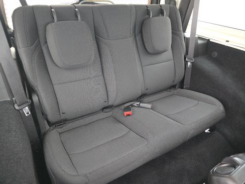 Used 2019 Jeep Wrangler Sport AWD/4WD image 17